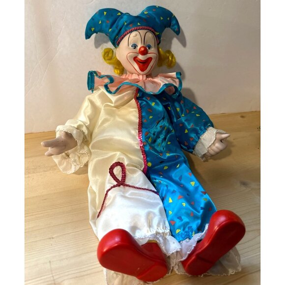 Vintage Creepy Scary Porcelain Clown Coulrophobia Halloween Poltergeist Horror - Picture 2 of 12